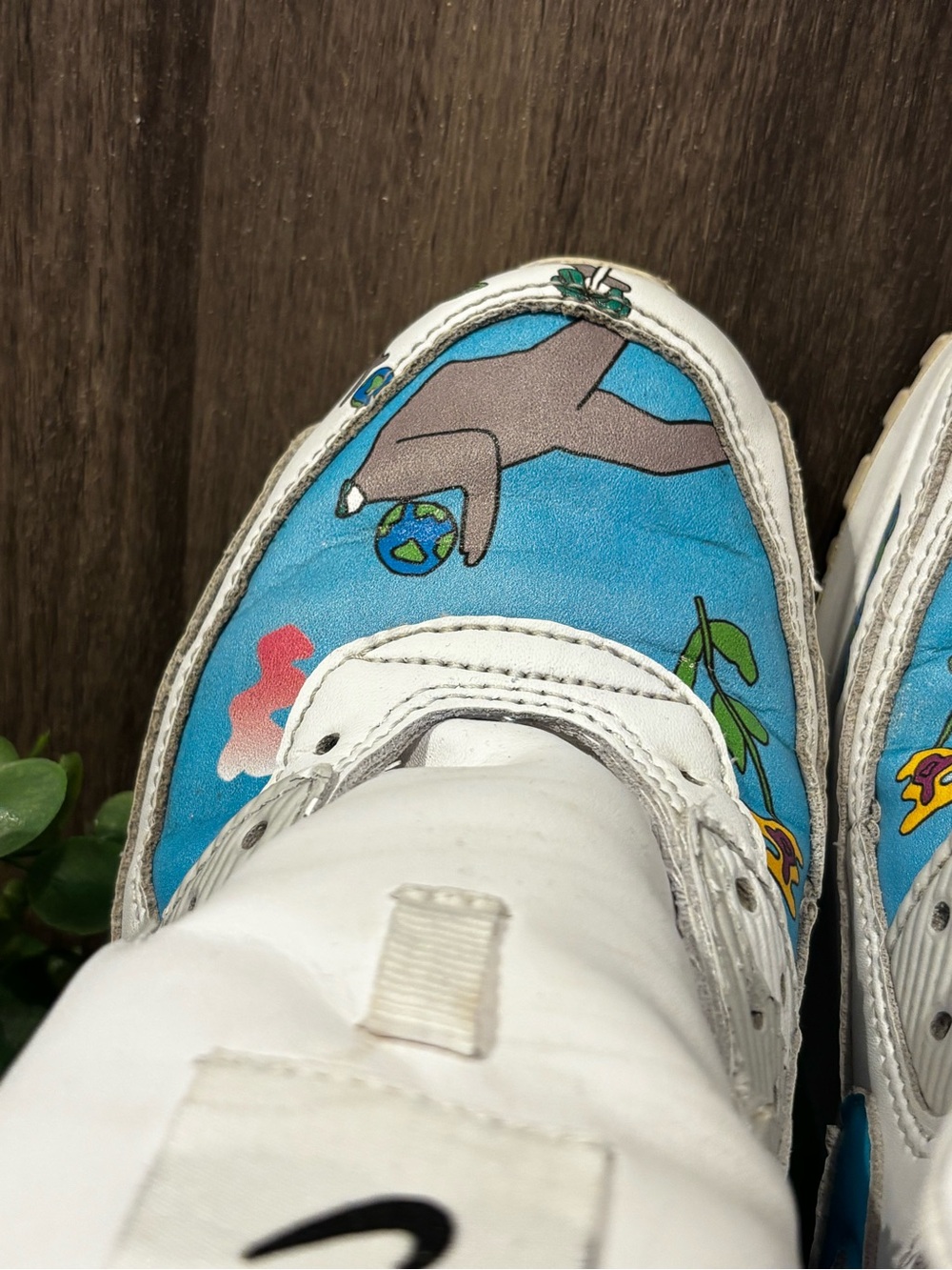 Nike White Teal Purple Green Graphic Low-Top Flats - Picture 15 of 16